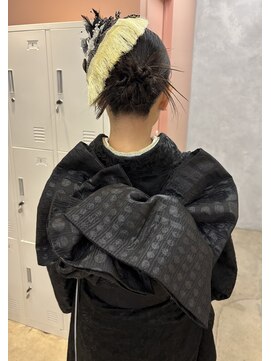 アマーク(a mark) 【木下 暖菜】卒業式・成人式ヘア☆大人気のカチモリアレンジ♪