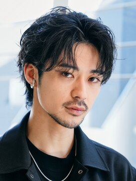 バイフィフス 原宿/表参道(by fifth) 原宿フェザーパーマメンズカットナチュラルセンターパートウルフ