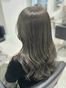 ノア(no_a) 【四条烏丸】レイヤー×ブリーチなしアッシュベージュ