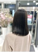 明るく見える黒髪は艶から生まれます