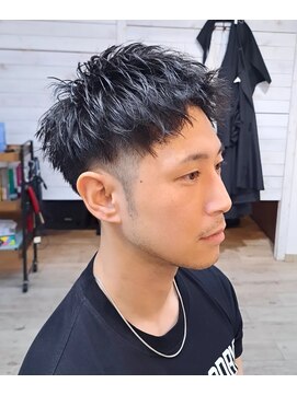 ヘアーサロン カヴィエ(hair salon covie) アクティブショート　ツーブロックショート　アップバング