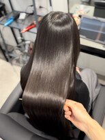 アイドットプラス 新宿(i.+SHINJUKU)&nbsp;うる艶ストレートで美人度アップ