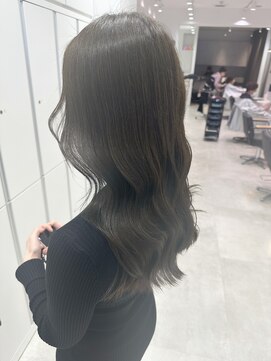 ビブ(VIV) 韓国風ロングレイヤー×透明感オリーブベージュ♪