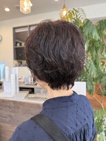 ソースバンダイ 万代(SOURCE) ニュアンスパーマのまるみショートヘア