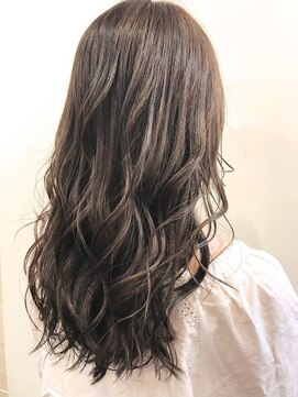 ラフューネ ヨコハマ(Raffune Yokohama) 王道モテベージュ/Raffune　Yokohama　小池ひかる