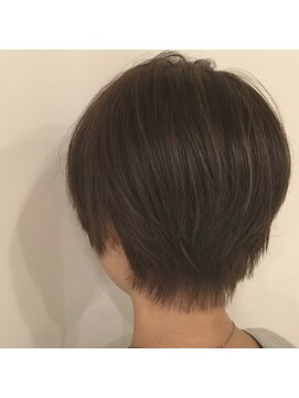 キャンバス バイ ネオリーブ 横浜西口(Canvas by neo.) 小顔ショート ハイライト