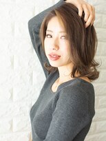 ノイン(noine)&nbsp;知性溢れる、お洒落なレディを見習って。