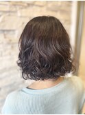 ゆるふわパーマ×切りっぱなしボブ