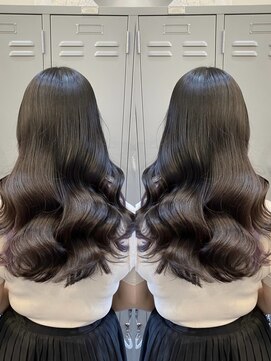 プレシャスバイプロデュース(precious by Produce) 艶オリーブグレージュ[町田／町田駅/町田駅前店/学割U24/JR町田]