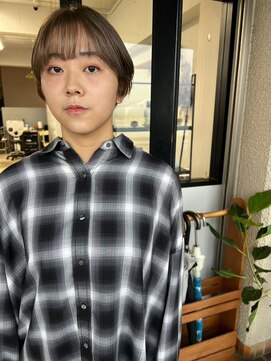 フィルム(FiLMs) すっきりマッシュショート/アッシュブラウン