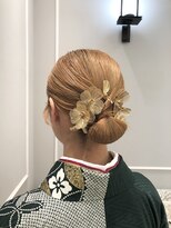 ハイトーンでより可愛いタイトめなヘアセット