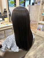 アルターリール(aL ter Rire)&nbsp;デザインカラー/レイヤーカット/ウェットヘア/鎌取/杉田花乃