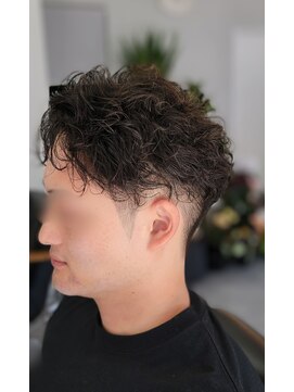 コロルヘアー メンズパーマスタイル