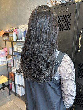 アチーブティルスマートサロン 豊川末広通店(achieve till Smart Salon) 大人可愛いゆるふわニュアンスパーマ黒髪暗髪ロングヘア