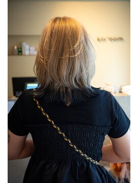 キールーム 伊丹西台店(Kir'oom) ［スタイリスト:香川］レイヤーカット×裾カラー