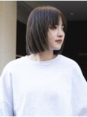 横浜西口レイヤーボブショコラベージュ丸みショートボブ前髪あり