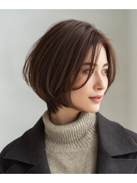 バイエイト(X８) 上品さ◎大人のナチュラルショートボブ