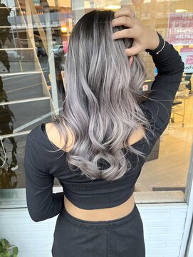 マーシュアンメゾン(Marsh un maison) shadowroots balayage/シャドウルーツバレイヤージュ