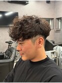 スパイキーショート　フェード　スペインカール　ルーズパーマ