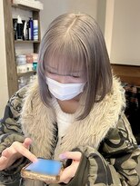 インク サカエ(inq sakae)&nbsp;ケアブリーチ2回/トリプルカラー/シルバーアッシュ