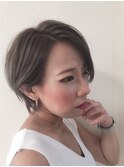 小顔に見せるヘアー/アッシュ