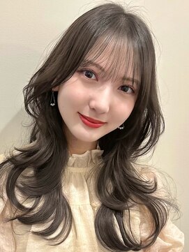 ユニコ(unico) 韓国風/レイヤー/小顔/前髪カット/髪質改善/グレージュ/透明感