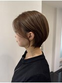 丸みショート×顔まわりレイヤー