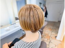 リバーサイドサロン(Riverside Salon)