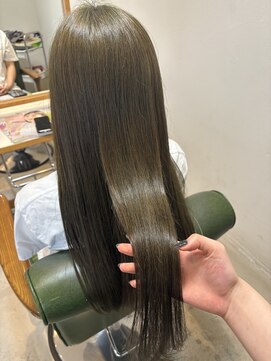 ヘアデザイン ジル(Jill) オリーブベージュ！