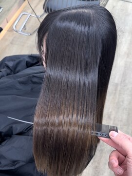 ロンドシエル 横浜(Lond ciel) ミニウルフチェリーブラウンブリーチなしショートボブ前髪/