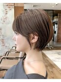 『岩田莉奈』40代50代に人気の前下がりショートボブ　新宿