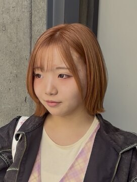 レイヤーボブ/おしゃれ女子ウルフヘア／顔周りレイヤー/ブリーチ