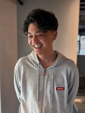 イト(iyto) メンズパーマ