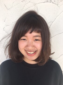ルシード スタイル レクラ 栄生店(L'UCIDO STYLE L'eclat) 大人の切りっぱなしボブ