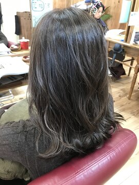 クロック 松井山手店(Clock) 【clock 太田与音】☆白髪染めの可能性☆ツヤ×大人ベージュ