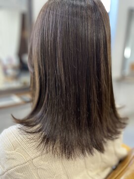 ソングバード(SONG BIRD) 外ハネミディアム 　熊本