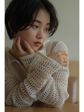 ロット 横浜(lot) マッシュショート×センターパート×メルティカラー[横浜駅]