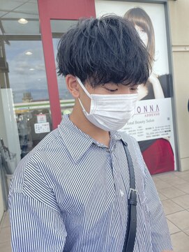 ラドンナアデッソ(LA.DONNA ADDESSO) 無造作マッシュ