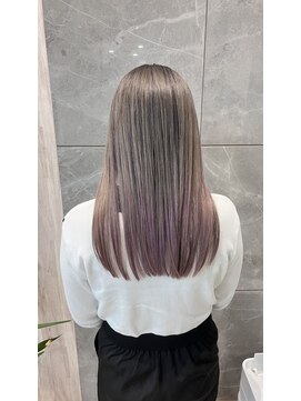 エイトセカンド 新宿三丁目店(EIGHT second) グレージュグラデーション