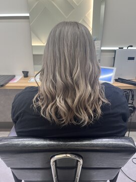 フラミューム 浜松(flammeum) ダブルカラー×シルバーベージュ【浜松】