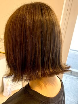 アズールサン 草加西口店(azule-sun) イルミナカラー,アッシュベージュ,外ハネボブ【草加】