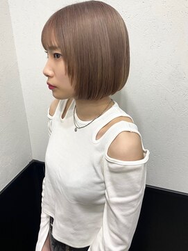ラグナ(LAGUNA) 【ボブ/顔周りレイヤー/ミルクティーベージュ/20代】