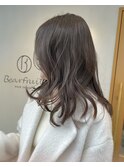 grey×beige color