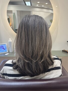 松本平太郎美容室 銀座パートフォー(PART４) 白髪ぼかしハイライト/30代40代50代60代