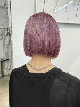 アンダーカレント(undercurrent) ブリーチ デザインカラー ハイトーン 切りっぱなし ピンクカラー