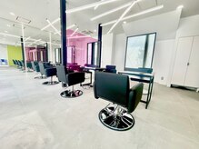 家族みんなでくつろげる、特別なサロン空間。