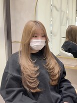 ジーナ 高槻(Zina) ザクザクレイヤーカット/トレンドヘア