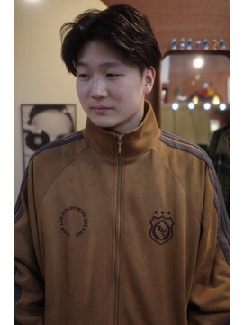 エディ(Edy) メンズニュアンスパーマケアパーマ刈り上げ韓国ヘア眉毛カット