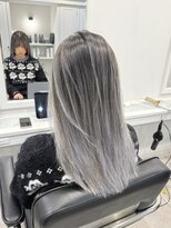 フリーダムガーデン 岡山駅前店(freedom garden)&nbsp;10代20代30代圧倒的透明感ホワイトバレイヤージュ