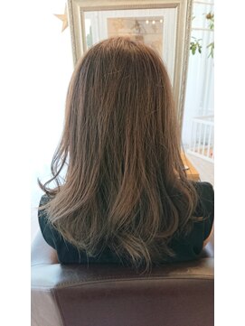 ウィービーパセリ atre川越店(WE BE PARSLEY) 大人おしゃれにベージュ系カラー♪ 【担当 木村沙織】